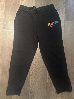 Trapstar ‘It’s a Secret’ Rainbow Sweatpants M Size (Barely Used)